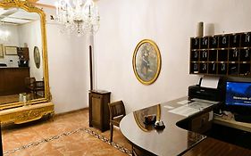 Hostal Prada